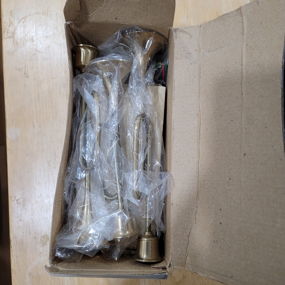 Vintage Brass Bugle Horn Trumpet Candlestick Candle Holder Set of 3 - Picture 3 of 4